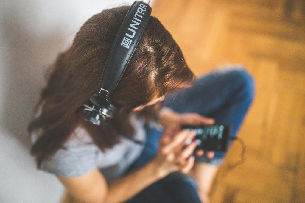 Vinyl Vs Streaming: Physical Music Still Matters